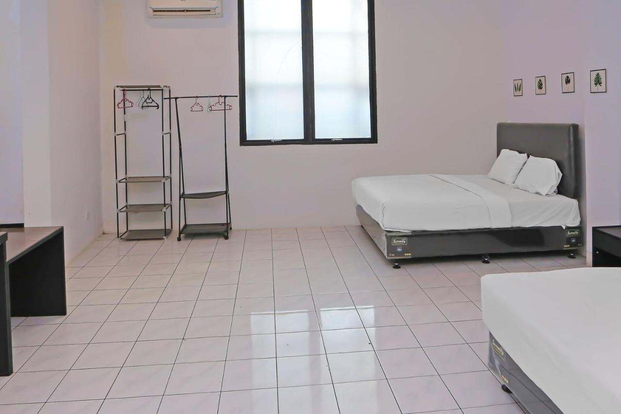 جاكرتا Collection O 92739 Hotel Pintu Besar المظهر الخارجي الصورة