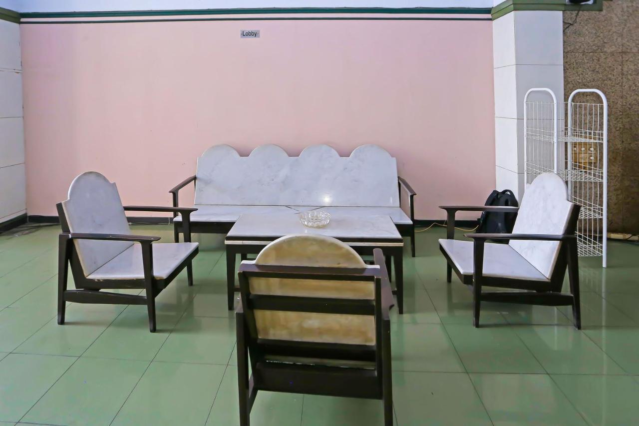 جاكرتا Collection O 92739 Hotel Pintu Besar المظهر الخارجي الصورة